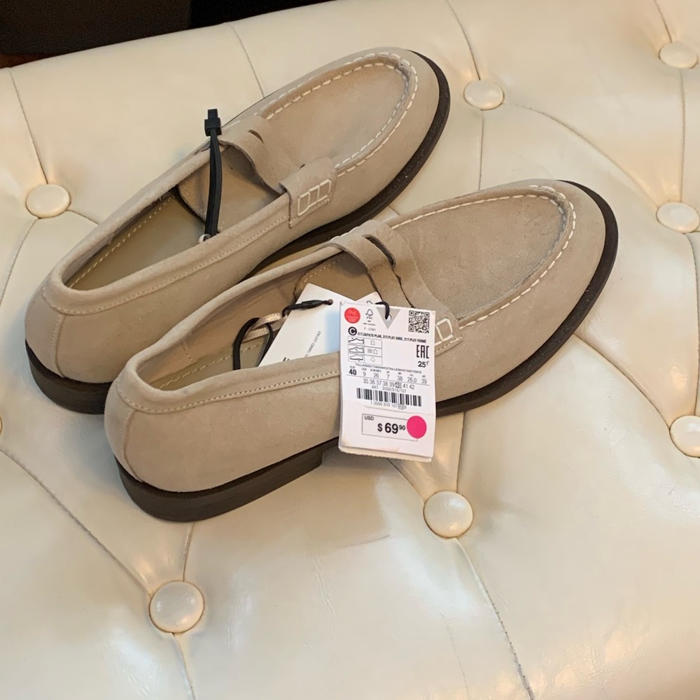 ***NWT*** ZARA SUEDE PENNY LOAFERS SIZE 9
